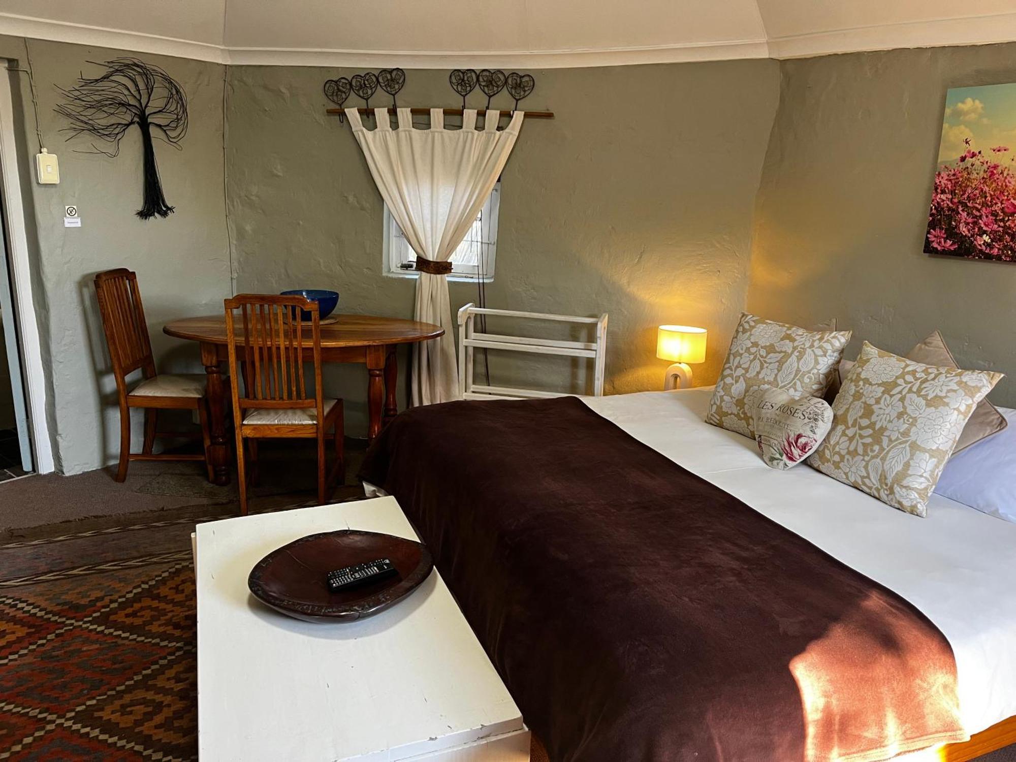 Karoo Soul Hostel Oudtshoorn Ngoại thất bức ảnh